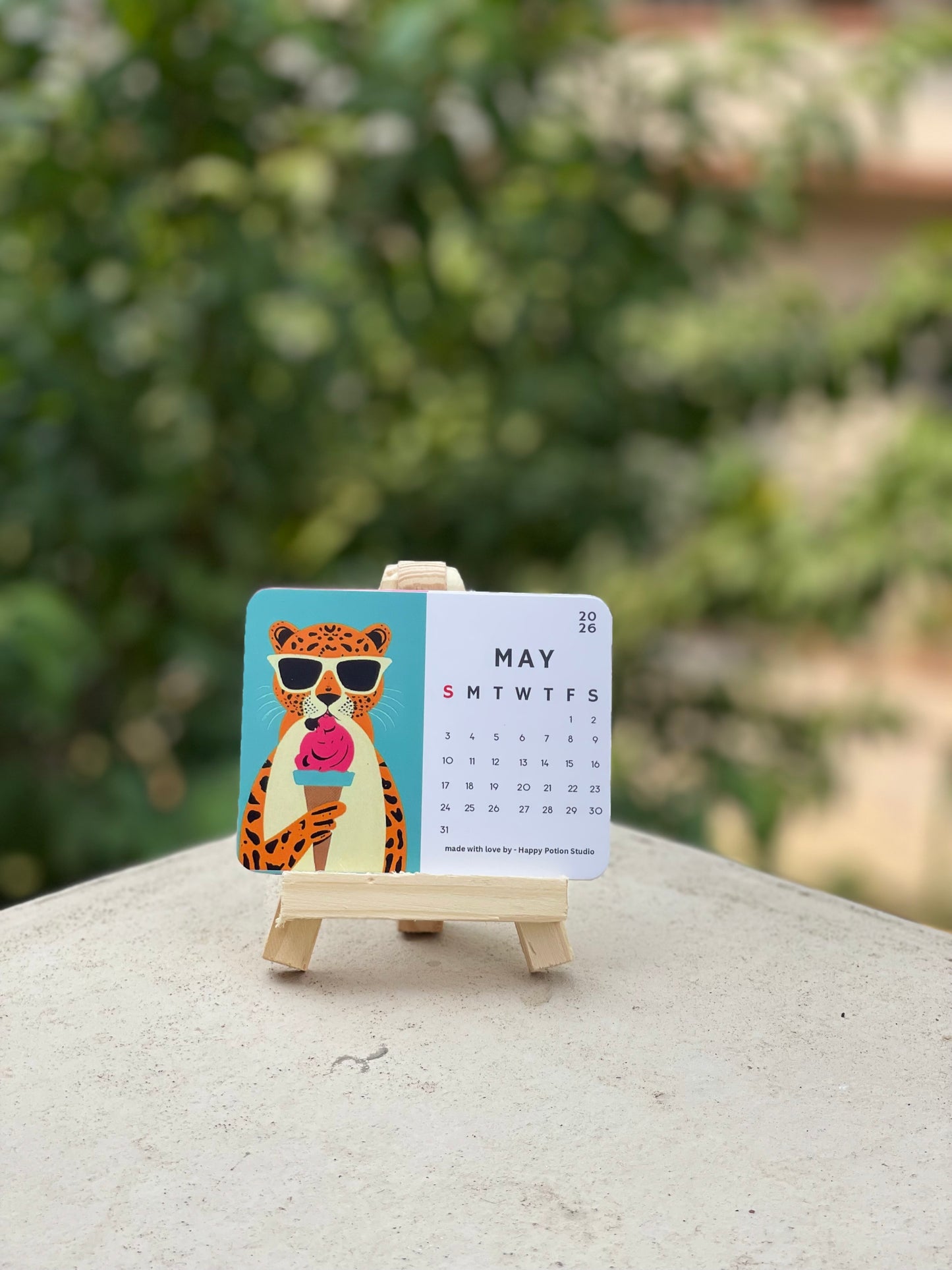 2026 Calendar with Wooden stand