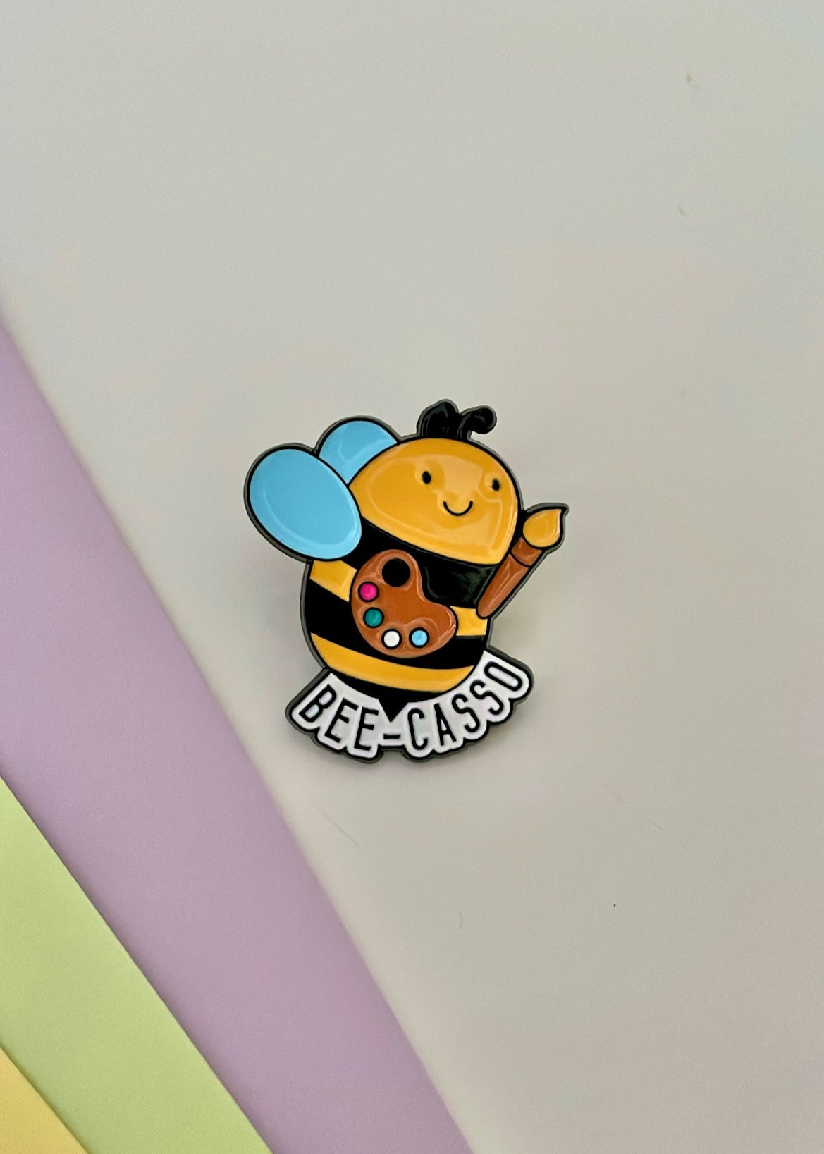 Bee-casso enamel pin